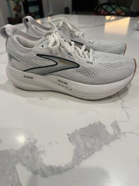 Brooks White and Gray Glycerin Running Shoes